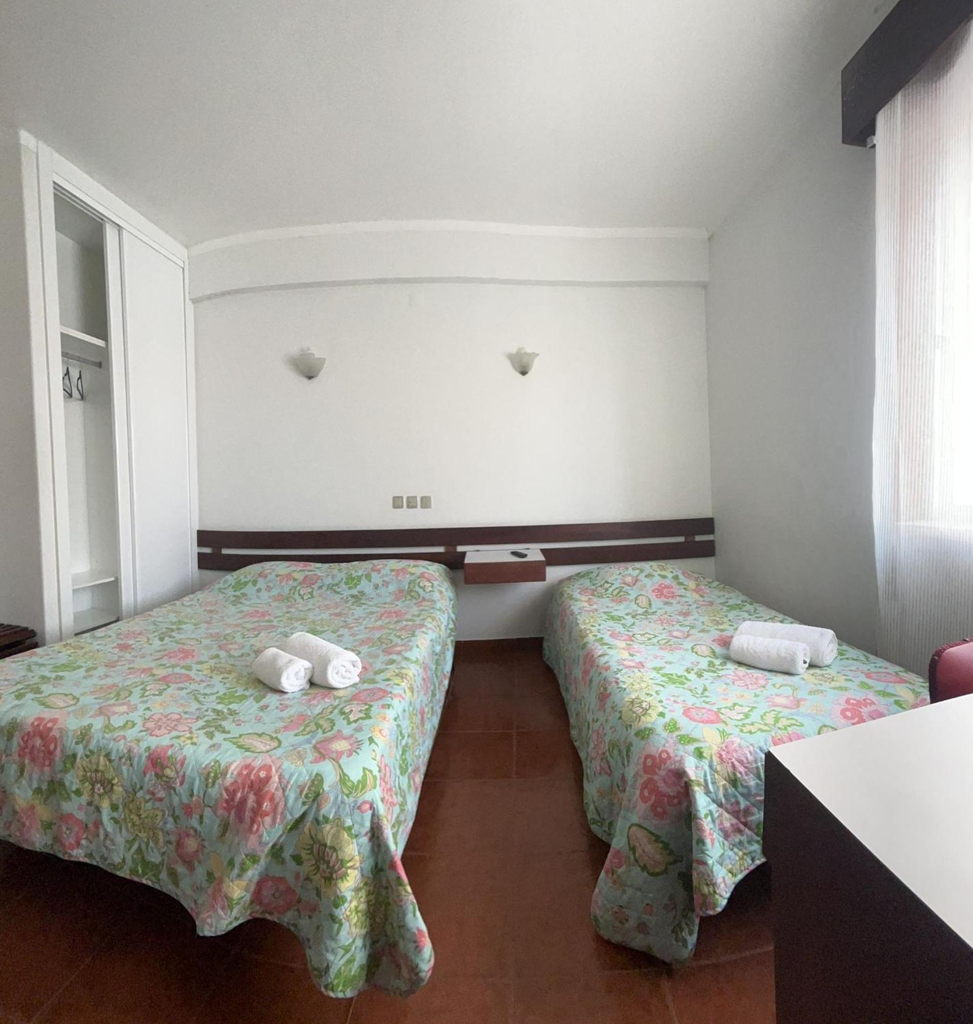 Residencia Aviz Hotel Peniche Bilik gambar