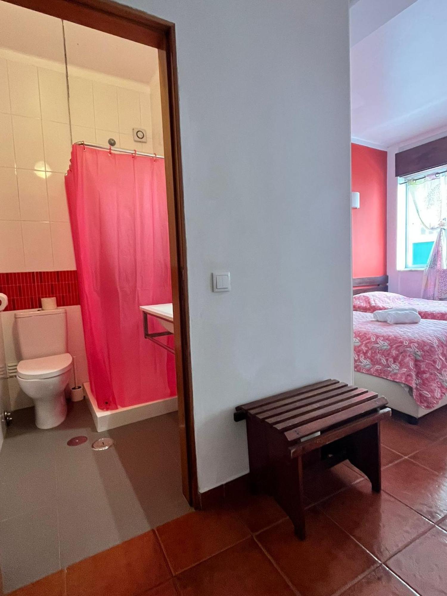 Residencia Aviz Hotel Peniche Bilik gambar
