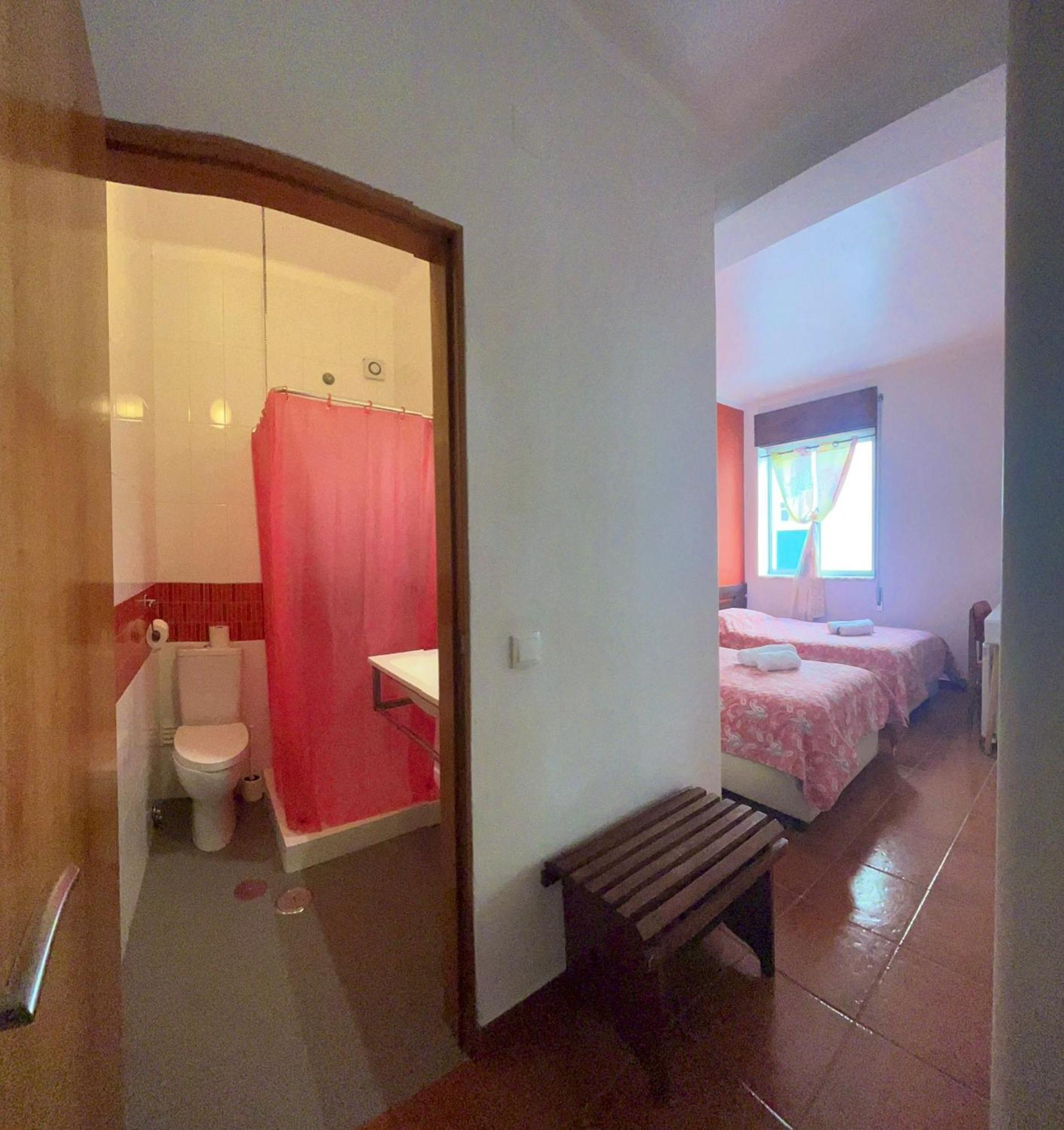 Residencia Aviz Hotel Peniche Bilik gambar